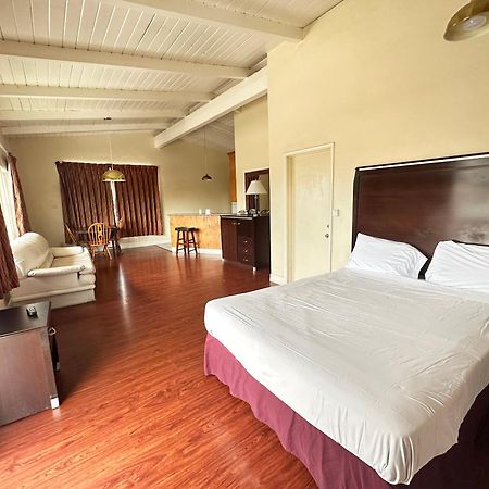 Town And Country Inn Санта-Марія Екстер'єр фото