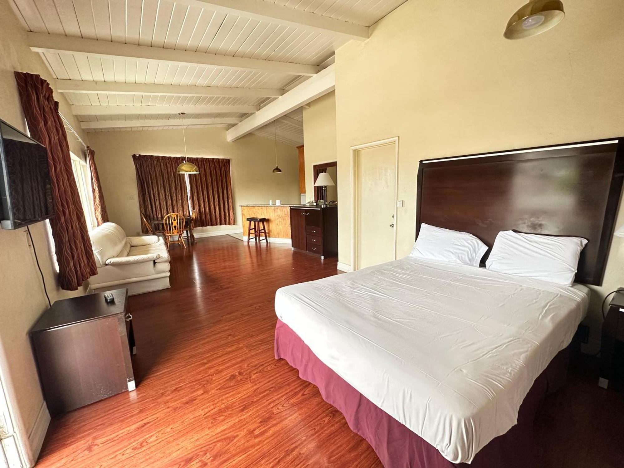 Town And Country Inn Санта-Марія Екстер'єр фото