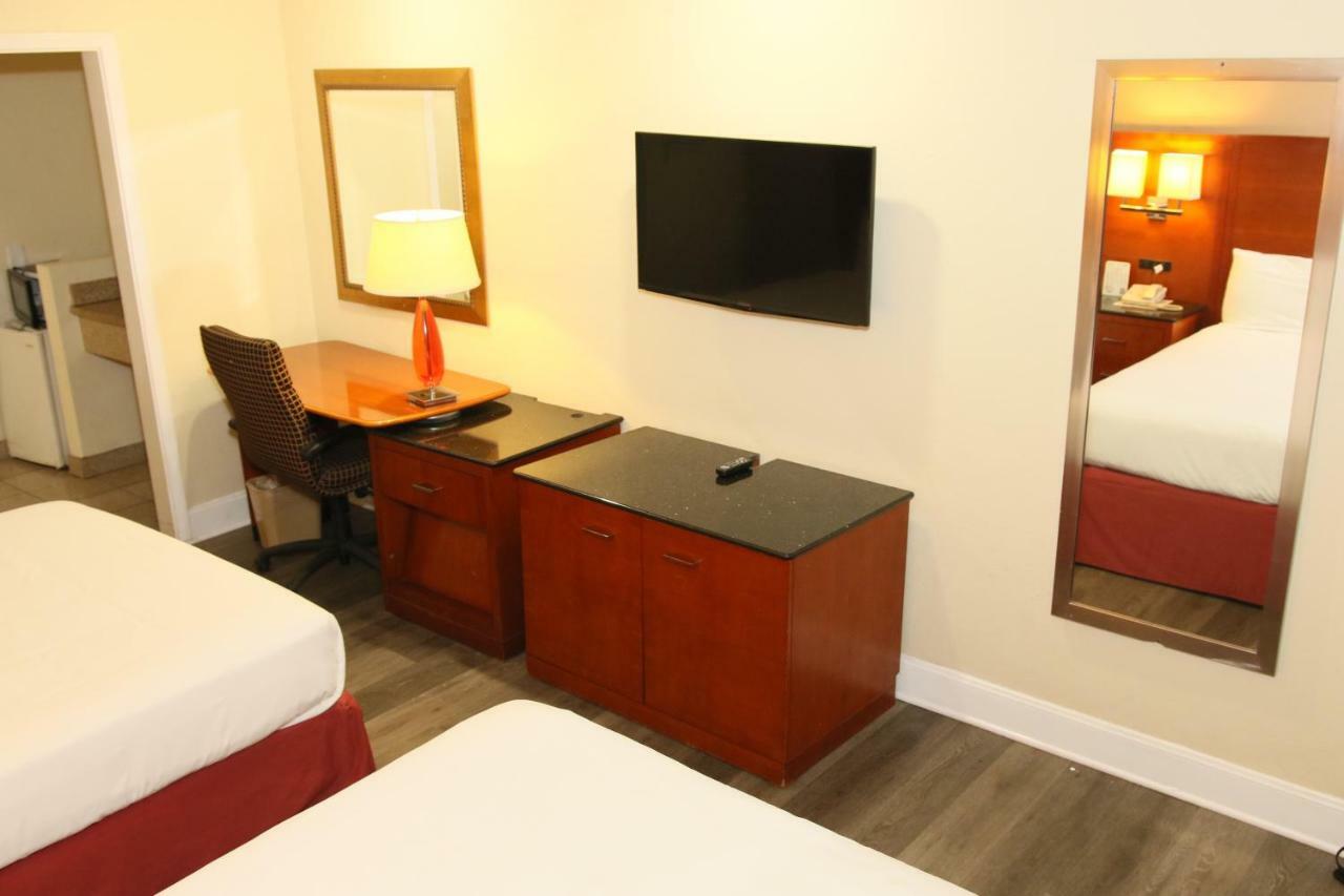 Town And Country Inn Санта-Марія Екстер'єр фото